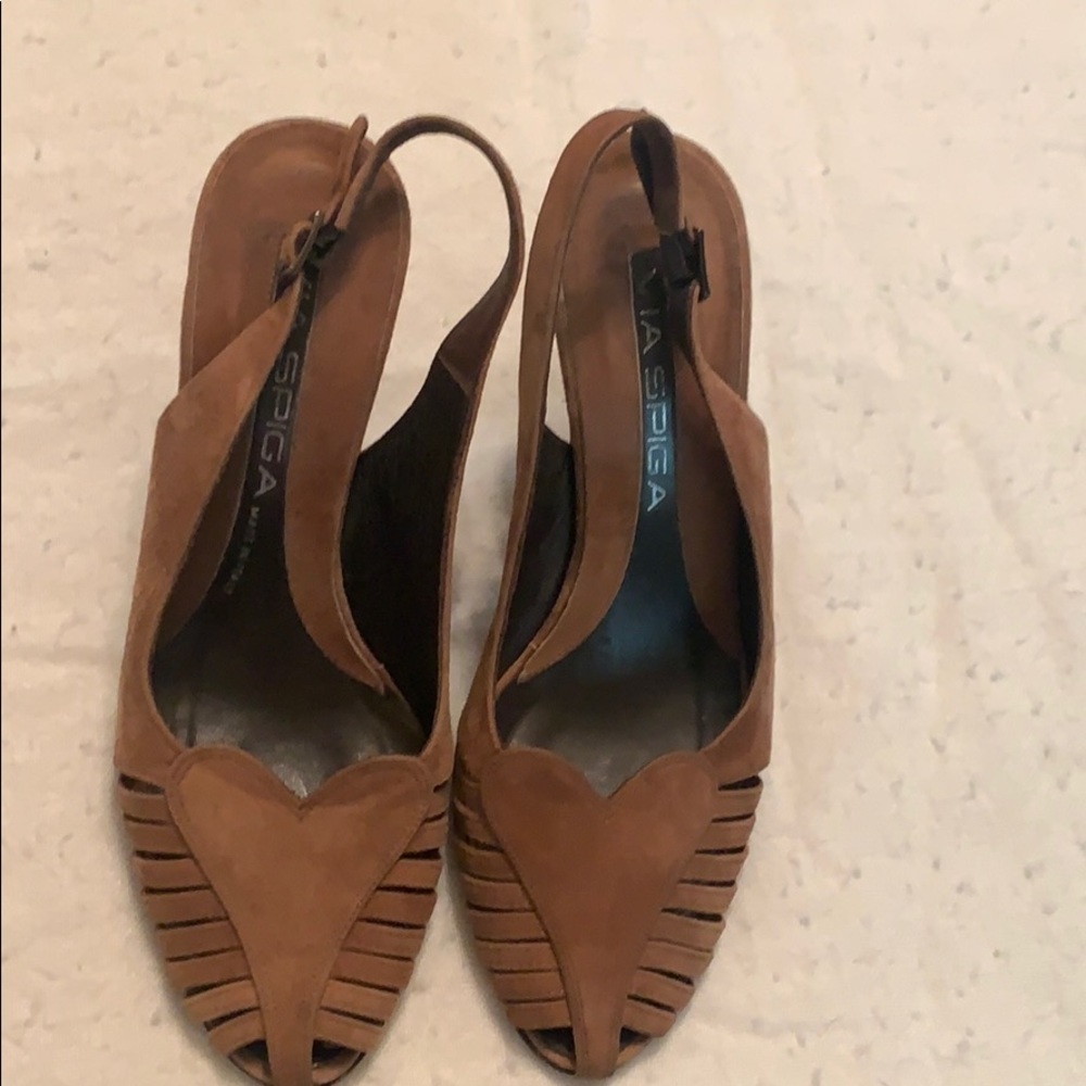Via Spiga Suede heel